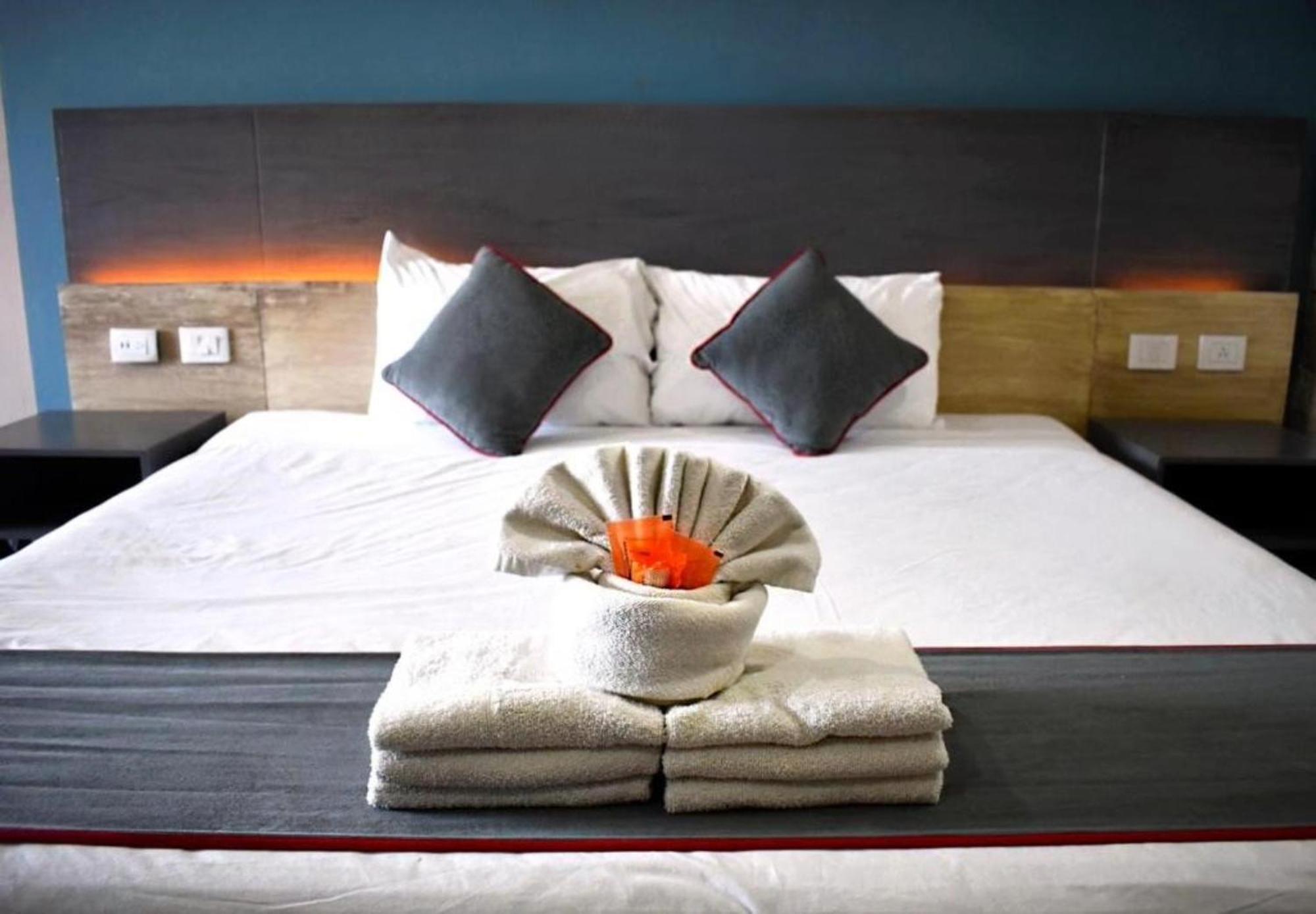 Illusion Xpress I Attraction Hotel Deluxe Playa del Carmen Kültér fotó
